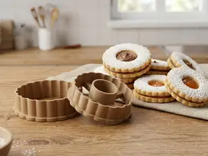 Set Tagliabiscotti - "Occhio di Bue"