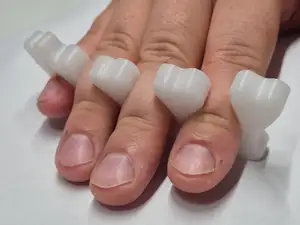 Nail Painting Finger Holder