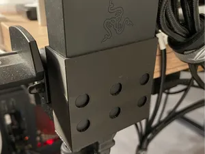 Razer 15 Advanced 2021 table charger holder