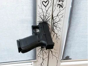 Maniglia a Pistola / Gun Door Handle (7x7mm)
