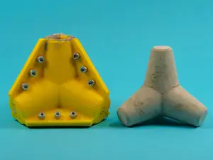 Mini Tetrapod Concrete Mold – Wave Breaker Decor