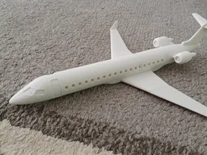 1:100 Scale Bombardier CRJ-700