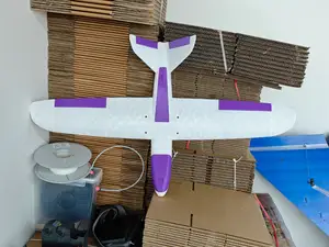 泰坦微爪固定翼