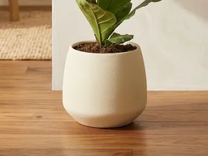 Minimalist Organic Planter - Textured Scandi Style