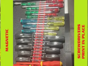 screwdriver holder / organizer with magnets