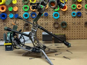 Mathews Bow Stand (Engage)