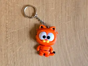 Baby Garfield flexi keychain