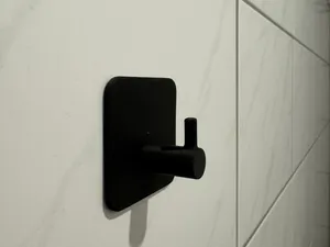 Moderner Wandhaken