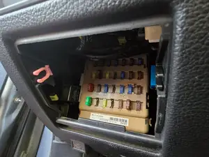 Subaru Fuse Cover Clip