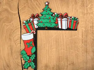 Christmas gifts door corner - left and right