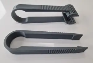 Tongs