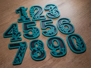Zahlen 0–9 im Wald-Design