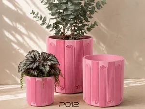 PO12 Sculptural Planter: Echo Arch