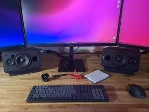 Edifier R1700BT Sideways Stands