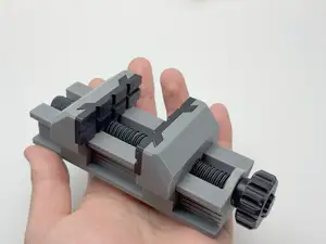 小型台虎钳(可更换夹持面)