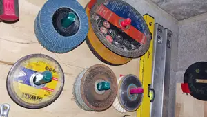 Angle grinder disc or Circular saw blade holder