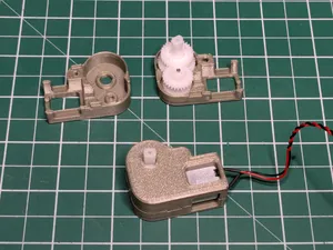 1:48 Gearbox with mounting holes