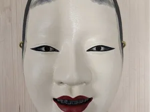 Tragbare Japanische Maske [Noh-Maske Ko-omote]