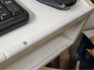 Desk Lip – Anti-Slip Edge for Inclined Desks