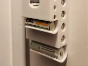 Battery storage AA + AAA narrow profile