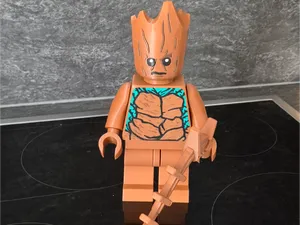 Brick Man Groot 500%