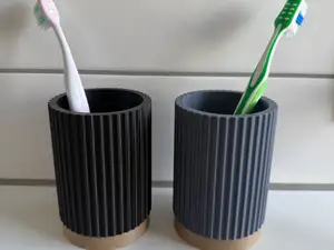 Zahnputzbecher