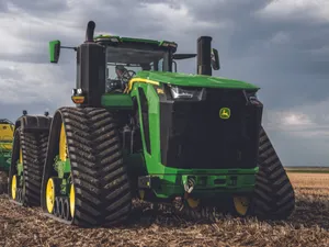 Deere 9rx tractor