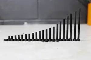 Working M4 Screws and Nut