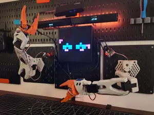 Qubit, The Desk Robot