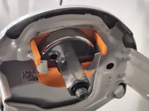 Toyota RAV4 2016 (XA40) - LPG adapter