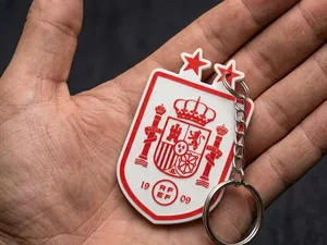 Spain Crest Keychain – Two World Champion Stars