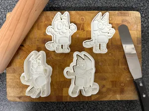 Bluey Family Cookie Cutters & Stamps Set