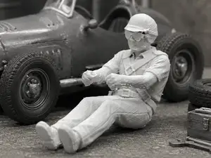 Figurine 1/43 pilote F2 années 50