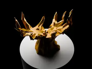 Chiral crystal