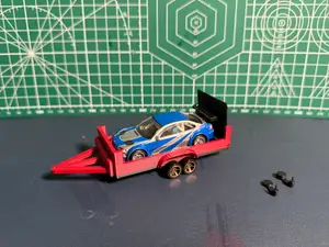 Trailer for 1:64 scale cars / no logo , Hotwheels 