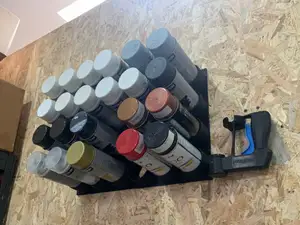 Spray Paint holder (6 cans)