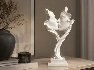 Bloom Kiss — Scultura Bacio Astratta