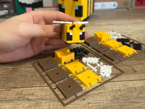 Minecraft inspired: Bee kit card AMS VERSION
