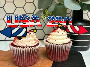 Patriotic Cake Topper