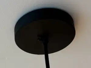 Ceiling canopy for hanging lamp