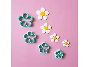 Retro Flower Clay Cutter