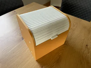 Box mit Rolldeckel