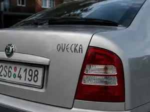 Skoda Octavia - custom logo (ovecka/sheep)