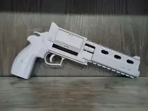 Leon's Magnum - Resident Evil 9
