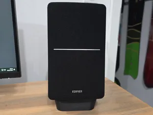 10° stand with hidden cable for Edifier R1280DB