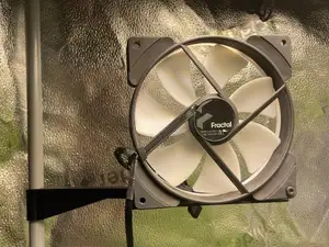 Minimalistischer Lüfter/Ventilatorhalter Growtent