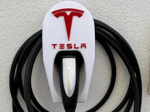 Tesla Mobile Connector Type 2 EU - Holder Mount