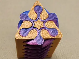 Passthrough Fidget in a Fidget - Triangle version