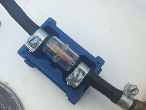 Benzinfilter Gehäuse Schutz