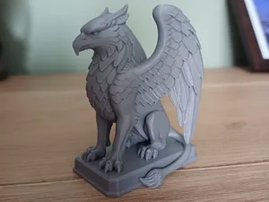 Regal Griffin – Sentinel of the Skies